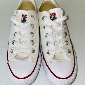 Women’s Converse All Star Size 5.5